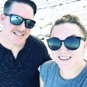 Meet your Posher, Leslie